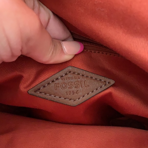 Fossil Faye Crossbody Bag🍁 - Picture 6 of 7